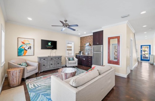 Crystal Beach House | Dolphin Retreat | Pool, Golf Cart, Guest House & Steps to Beach! Pet Friendly!