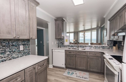 Gulf Lagoon Beach Condo | E601 Corner Unit, 3 Pools, Beautiful View