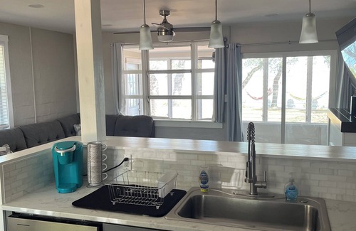Parker House | East Bay Bungalow Less Than 1 Mile to Tyndall AFB