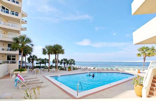 Holiday Isle Apartment | East Pass 505
