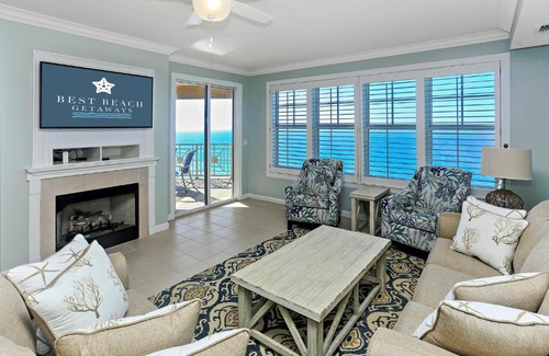 Silver Sands Beach Apartment | En Soleil 1111 East