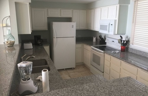 Pensacola Beach Condo | Enjoy late summer and early fall in Paradise. Don’t miss out- Reserve today!
