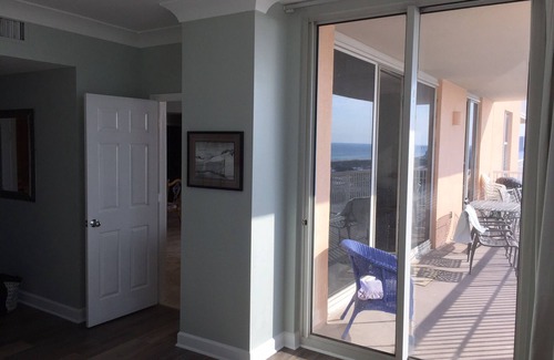 Pensacola Beach Condo | Enjoy late summer and early fall in Paradise. Don’t miss out- Reserve today!