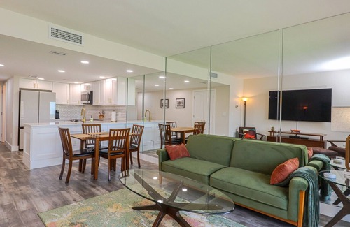 Butler Beach Apartment | Fantastic Ocean Views - Creston House 10C