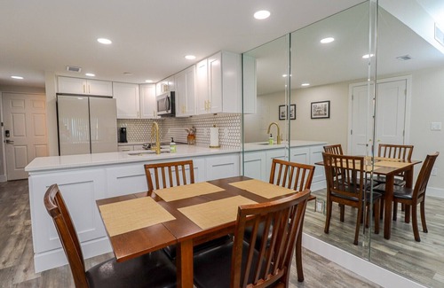 Butler Beach Apartment | Fantastic Ocean Views - Creston House 10C