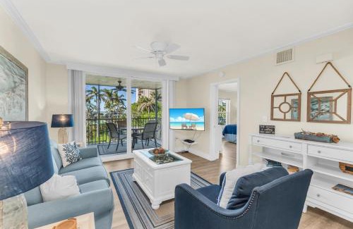 Marco Island House | Free Beach Access at this Updated 2 Bed 2 Bath