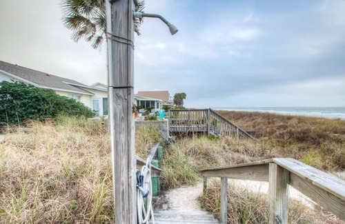 Laguna Beach Estates House | Fun Home! 3BD 3BA, On The Sand!
