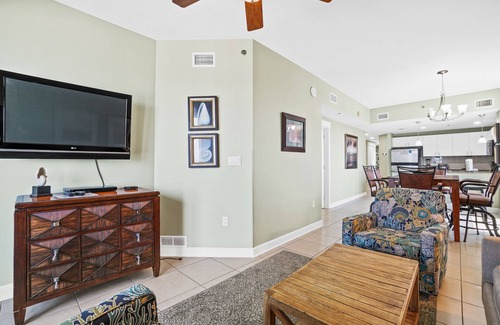 Panama City Beach Condo | Grand Panama 709 - Beachfront - Pet Friendly! - Pools, Hot Tub, Free Activities