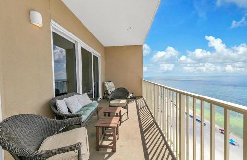 Long Beach Apartment | Grandview East 1503