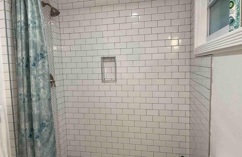 Downtown Apartment | Great location 1/2 block from Duval St - No parking