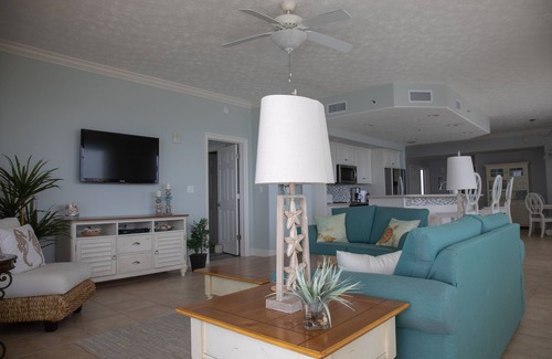 Thomas Drive Condo | Gulf Front 3 Bedroom; Wrap around balcony w/spectac Gulf Views; Newly Renovated