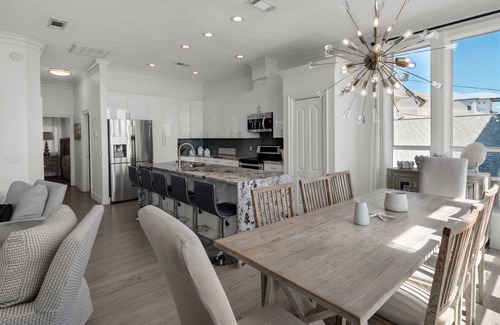 Seacrest House | Gulf-Front, Pool, Stunning Gulf Views, Beach Setup + Free Attraction Tickets!