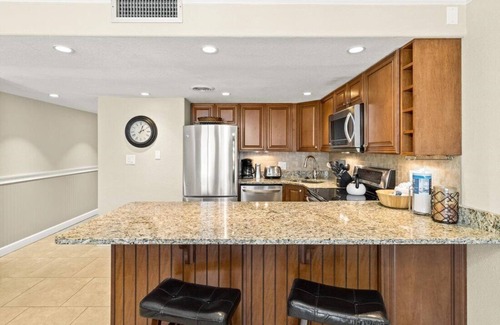 Holiday Isle Condo | Gulf Front With the Best Sunrise View, Plus FREE Beach Service (603)