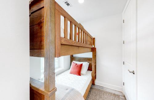 Santa Rosa Beach Apartment | Gulf Place Residence 214