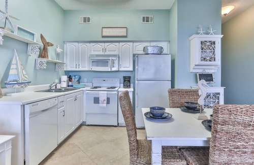Santa Rosa Beach Condo | Gulf Place Top Floor! Ocean View! Heated Pools! 2 Min Walk to Beach! Pickleball!