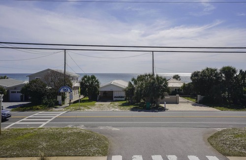 Kiska Beach House | Gulf Views -Directly Across Street to Beach~ Beach, Pool, Free Activities