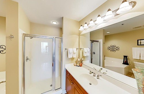 Holiday Isle House | Harbor Landing