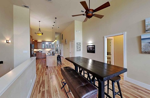 Seville Historic District House | Historic Aragon Executive Apartment