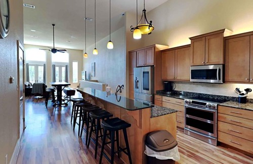 Seville Historic District House | Historic Aragon Executive Apartment