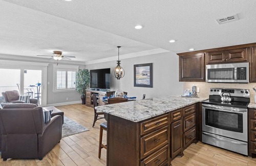 Holiday Isle Condo | Holiday Surf Unit 522 Beachy Perfection