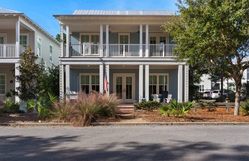 Watercolor House | House ∙ 4 bedrooms ∙ 12 guests