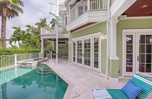 Old Naples House | House ∙ 4 bedrooms ∙ 8 guests
