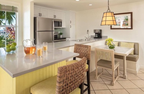 Truman Annex Condo | Hyatt Sunset Harbor, 2BD overlooking the stunning and beautiful Gulf of Mexico!