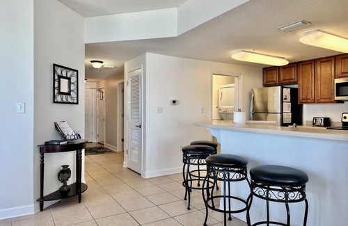 Lower Grand Lagoon Condo | Incredible Penthouse Breathtaking Views WiFi Parking Garage 2 Pools & Spas Gym