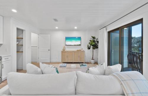Inlet Beach Apartment | Inlet Dunes 205 Condo