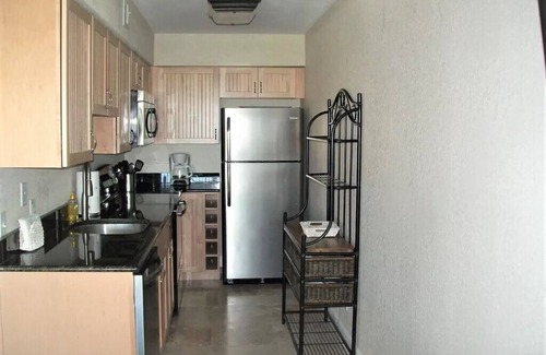 Navarre Beach House | Katmandunes-Soundview Home with Short Walk to Beach and Restaurants