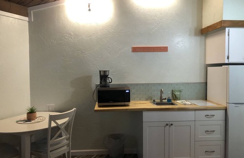 Venice Apartment | Kon Tiki Inn