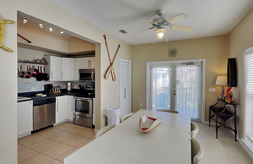 Navarre Beach House | La Favorita | Pet Friendly, Sound View, Beach!