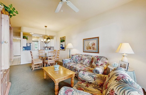 Naples Condo | Lakefront home with water view, golf, pool, hot tub, & tennis