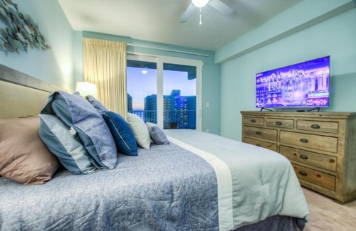 Panama City Beach House | Laketown Wharf 611, Gulf View, Great Location, And Awesome Amenities!
