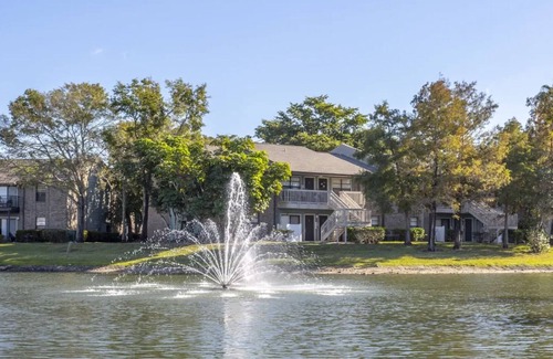 Villas Apartment | Landing | Chic 1BD, Gym, Clubhouse