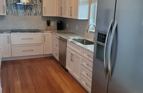 Navarre Beach House | Large 5 bedroom 4 bath home. Sleeps 16, Pets allowed, Pool and spa.