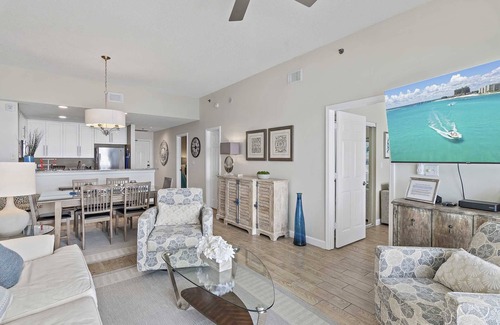 Fort Walton Beach - Destin Condo | Leeward Key 1203 2/2 Top Floor View for Miles, Beach Service, Renovated