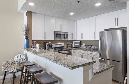 Fort Walton Beach - Destin Condo | Leeward Key 1203 2/2 Top Floor View for Miles, Beach Service, Renovated