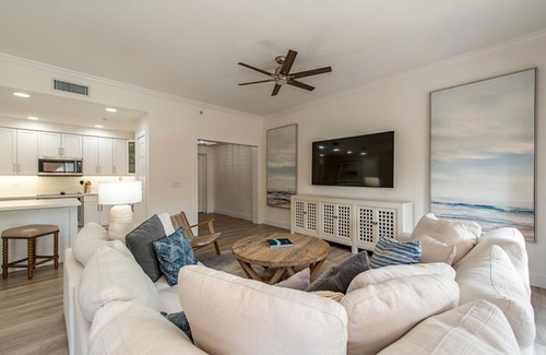 Marco Island Condo | Luxurious Esplanade condo overlooking bay