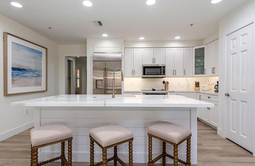 Marco Island Condo | Luxurious Esplanade condo overlooking bay