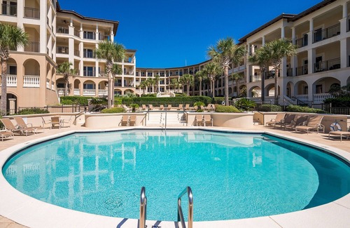 Santa Rosa Beach Condo | Luxury Gulf Front 3 Bedroom / 3.5 Bath Condo; Gulf Front Pool; Covered Parking