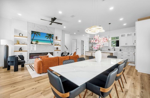 Panama City Beach House | Luxury PCB! 5BR Beach House w/Pool, Elevator, Outdoor Grill, Arcade – Sleeps 16