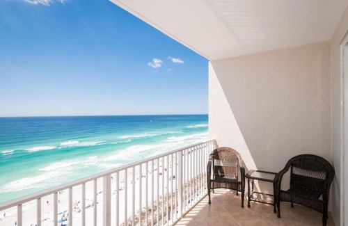 Miramar Beach House | Majestic Sun 1108B by Destin Getaways