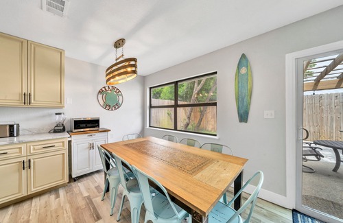 El Centro Beach House | Mid-Summer DISCOUNT Prices! - Beautiful west PCB house with easy walk to beach