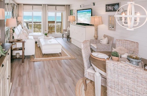 Sunnyside House | NEW Near 30A -Luxury Beachfront Condo, Pinnacle Port In Beautiful Gated Carillon