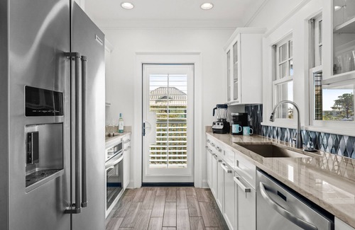 Watercolor Condo | New Park District! Across From Watercolor Beach Club 1 BR & Loft, 1.5 BA