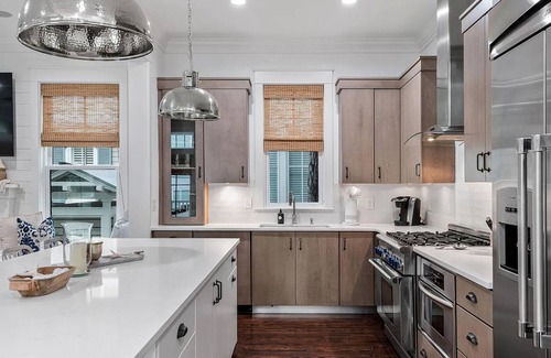Watercolor House | New Pool for 2024. Pet Friendly Luxe Home w Cart, Bikes, Near Camp Watercolor