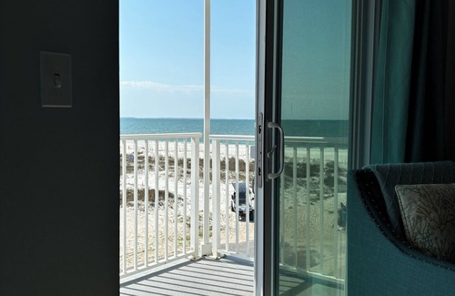 Mexico Beach Condo | NEW RENTAL! Surfside #11, Beautiful Beachfront Condo. Allergy Friendly:No Pets.