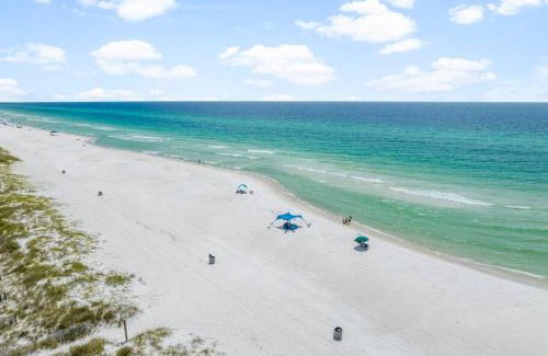 West Panama City Beach House | NEW! Steps To White Sand Beaches! Pool & Grill! 2BR 2BA