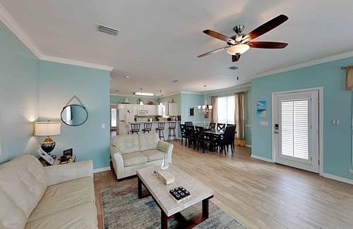 Crystal Beach House | Ocean Breeze | Pet Friendly, Beach Front, Pool!